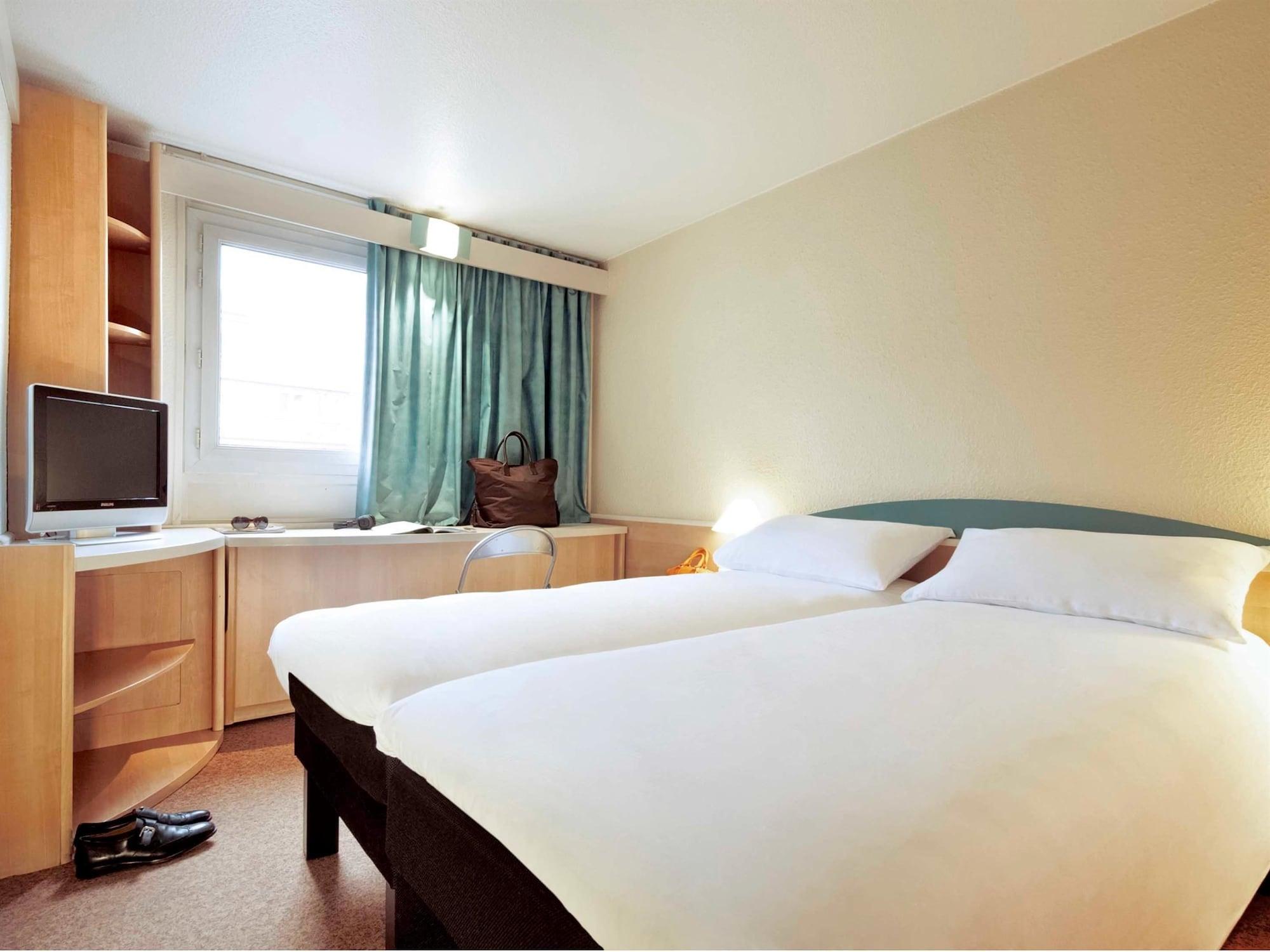 Ibis Calais Car Ferry Hotell Eksteriør bilde